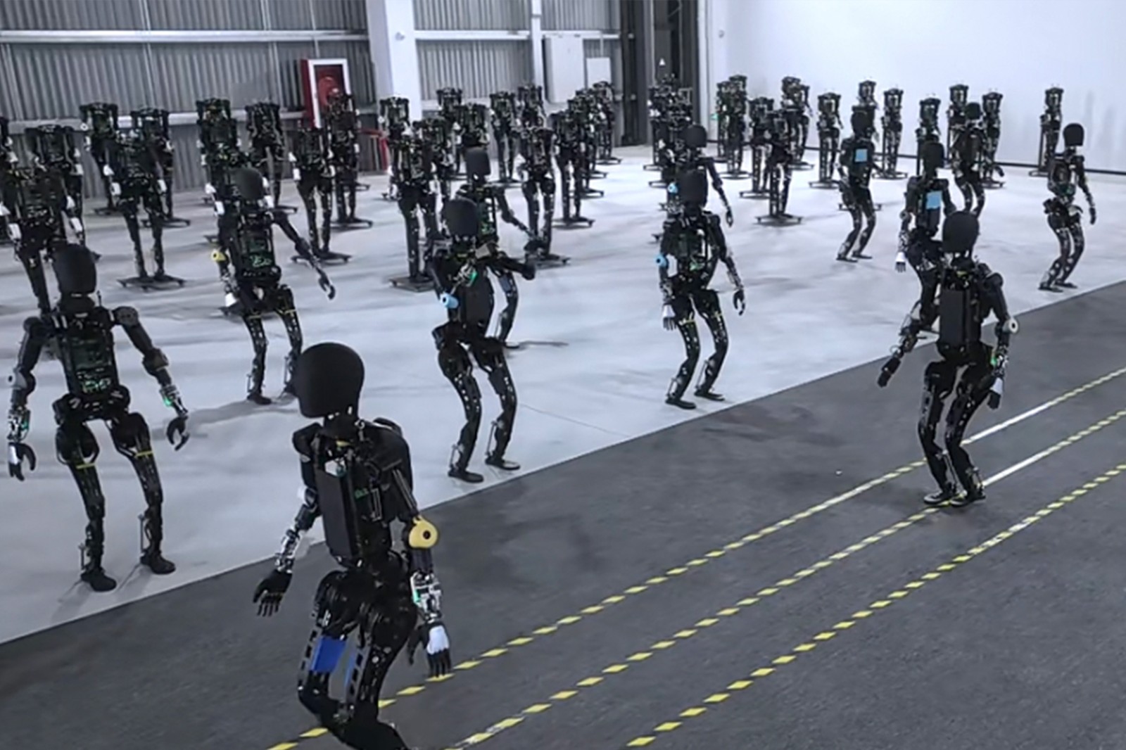 365英国上市开启通用机器人商用量产